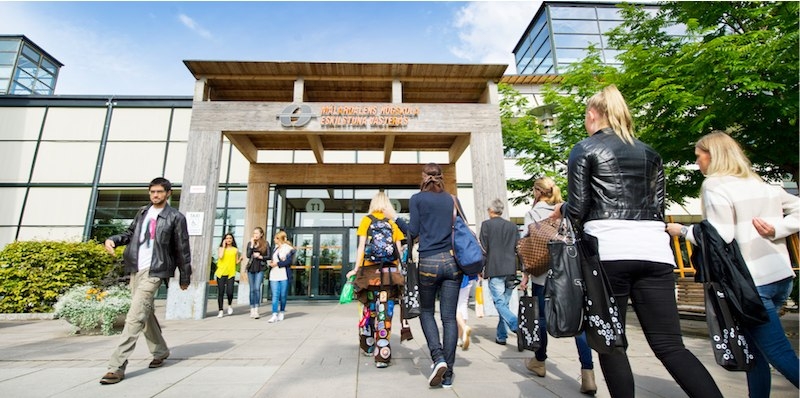 Utbildningssektorn växer hos Kalix Tele24