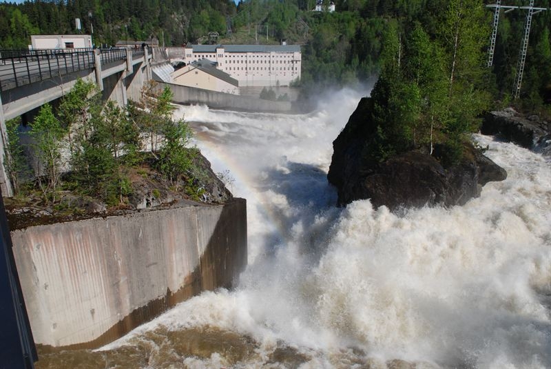 Elbolaget tar kontaktcentret till molnet