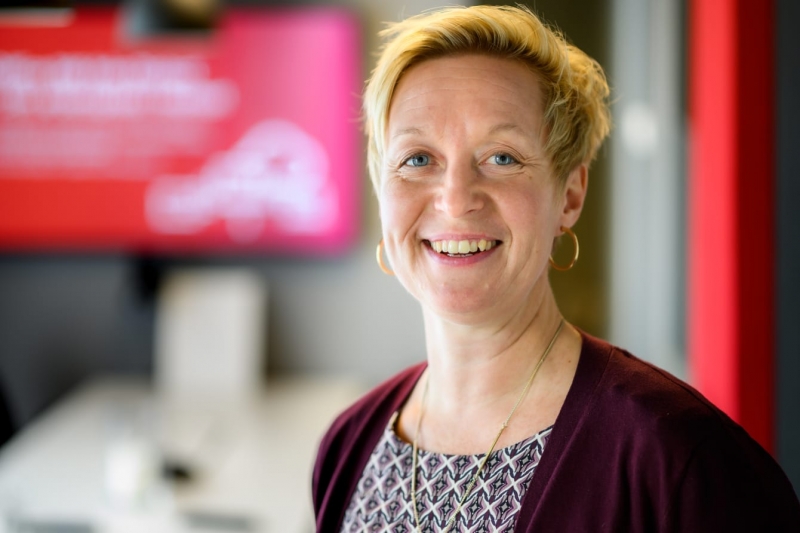 Hon blir affärschef på Dialect