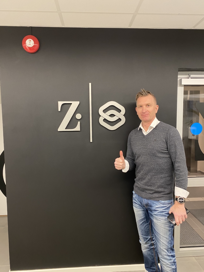 Zisson köper Socialboards