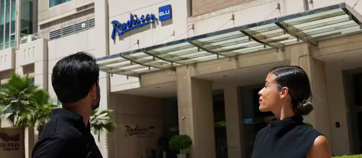Hotellkedjan satsar på agentisk handel